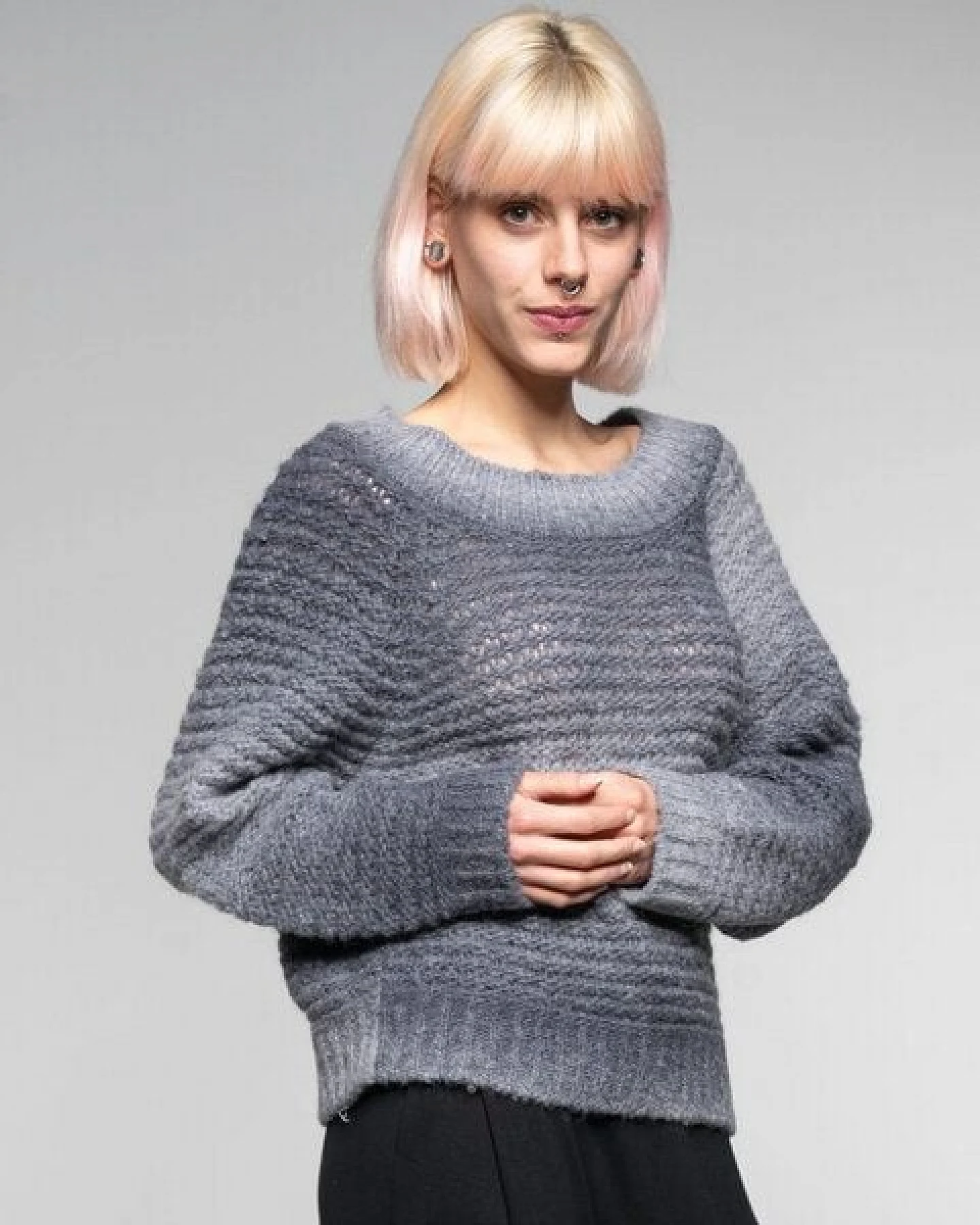 Alma & Lovis Strickpullover im Colorchange aus Alpaka-Woll-Mix – Ansicht 4
