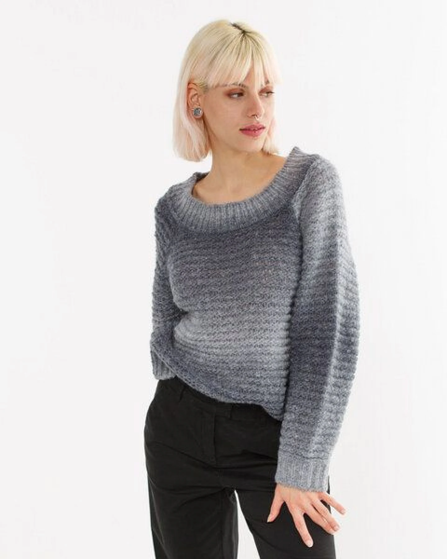 Alma & Lovis Strickpullover im Colorchange aus Alpaka-Woll-Mix – Ansicht 2
