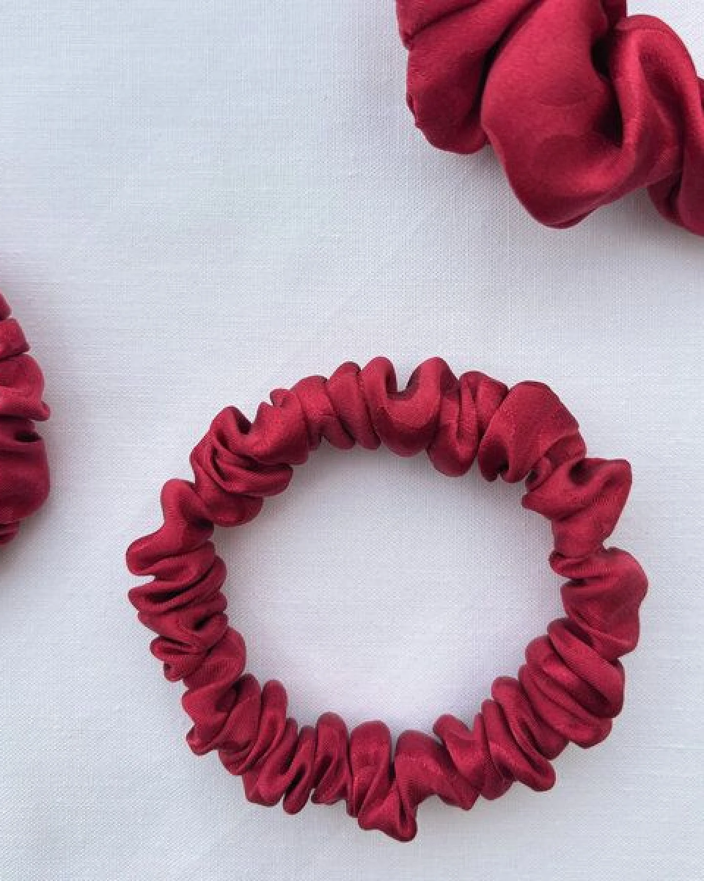 NOE Scrunchie aus nachhaltiger Seide – Ansicht 2