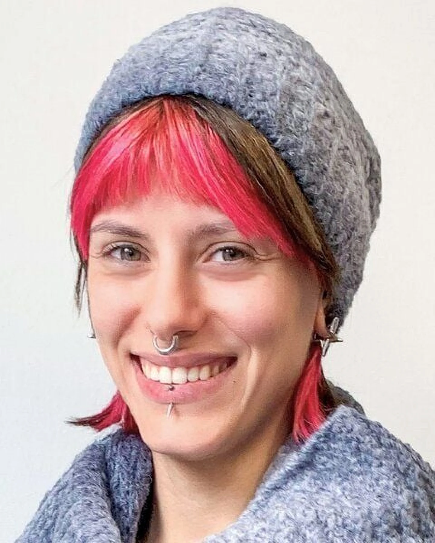 Alma & Lovis Strickmütze im Colorchange aus Alpaka-Woll-Mix – Ansicht 3