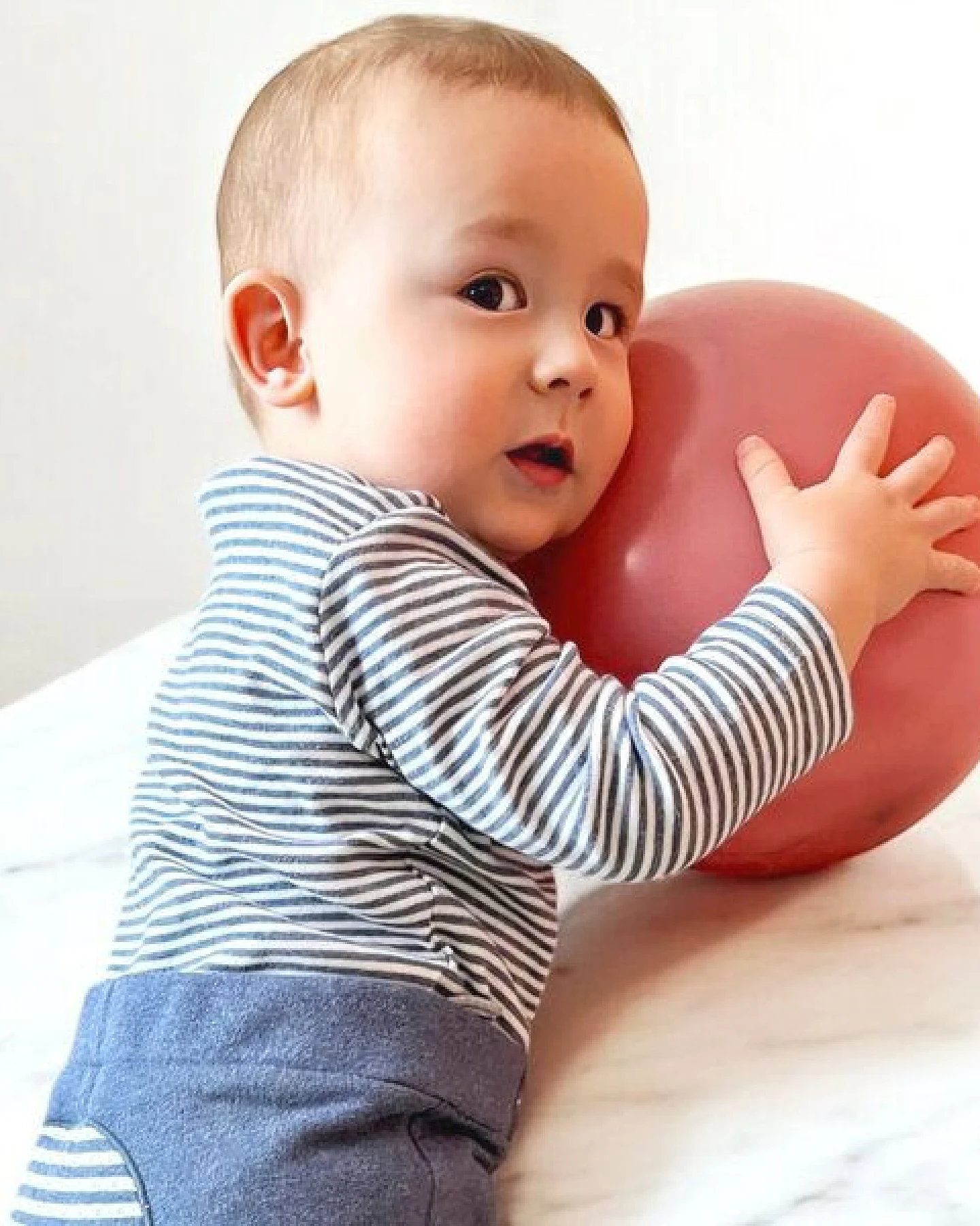 Baby Langarm Bodysuit, gestreift 'OrganicEra' aus Bio Baumwolle – Ansicht 2