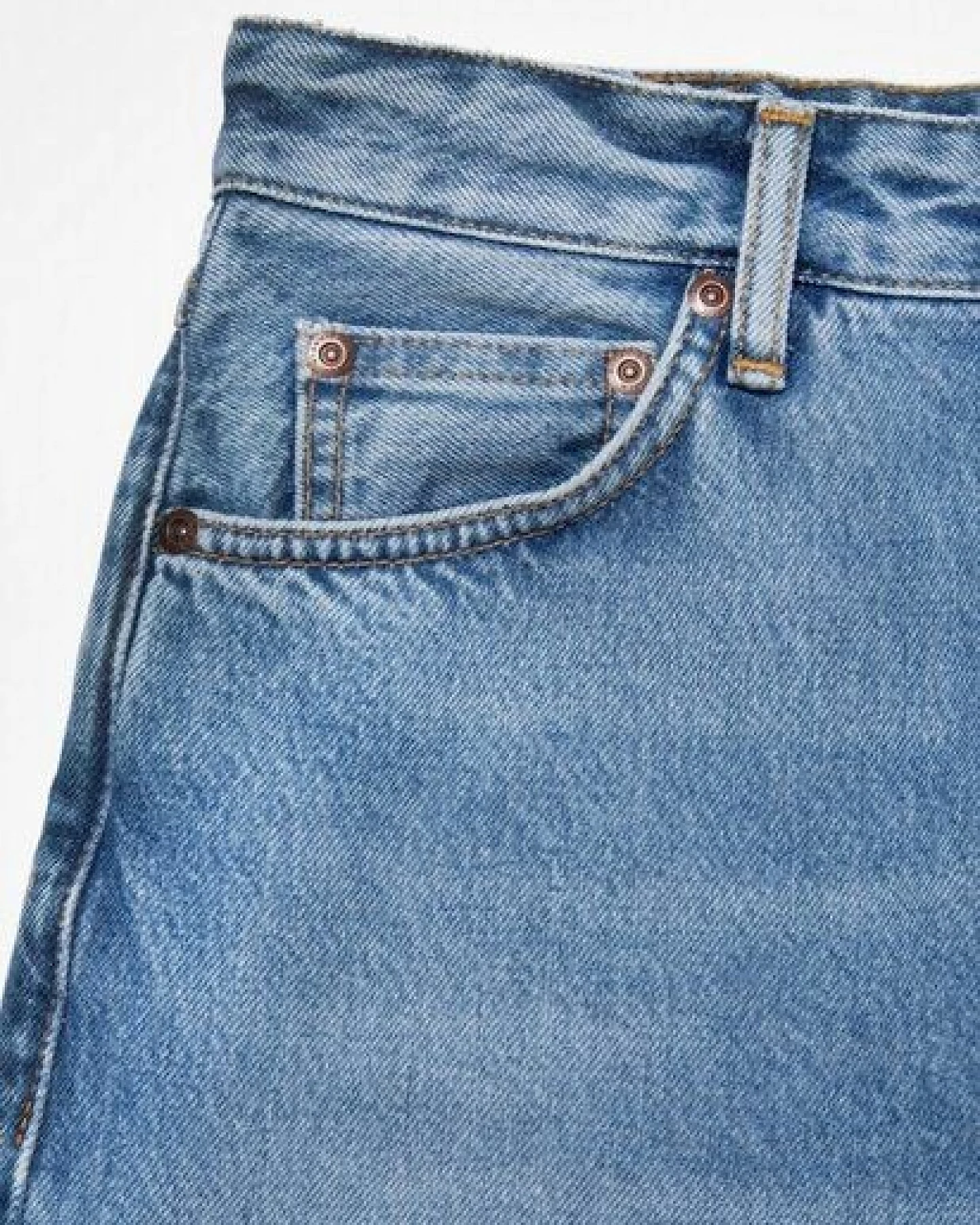 Nudie Jeans Highwaist Jeans - Breezy Britt Blue Rebel - aus Bio-Baumwolle – Ansicht 4