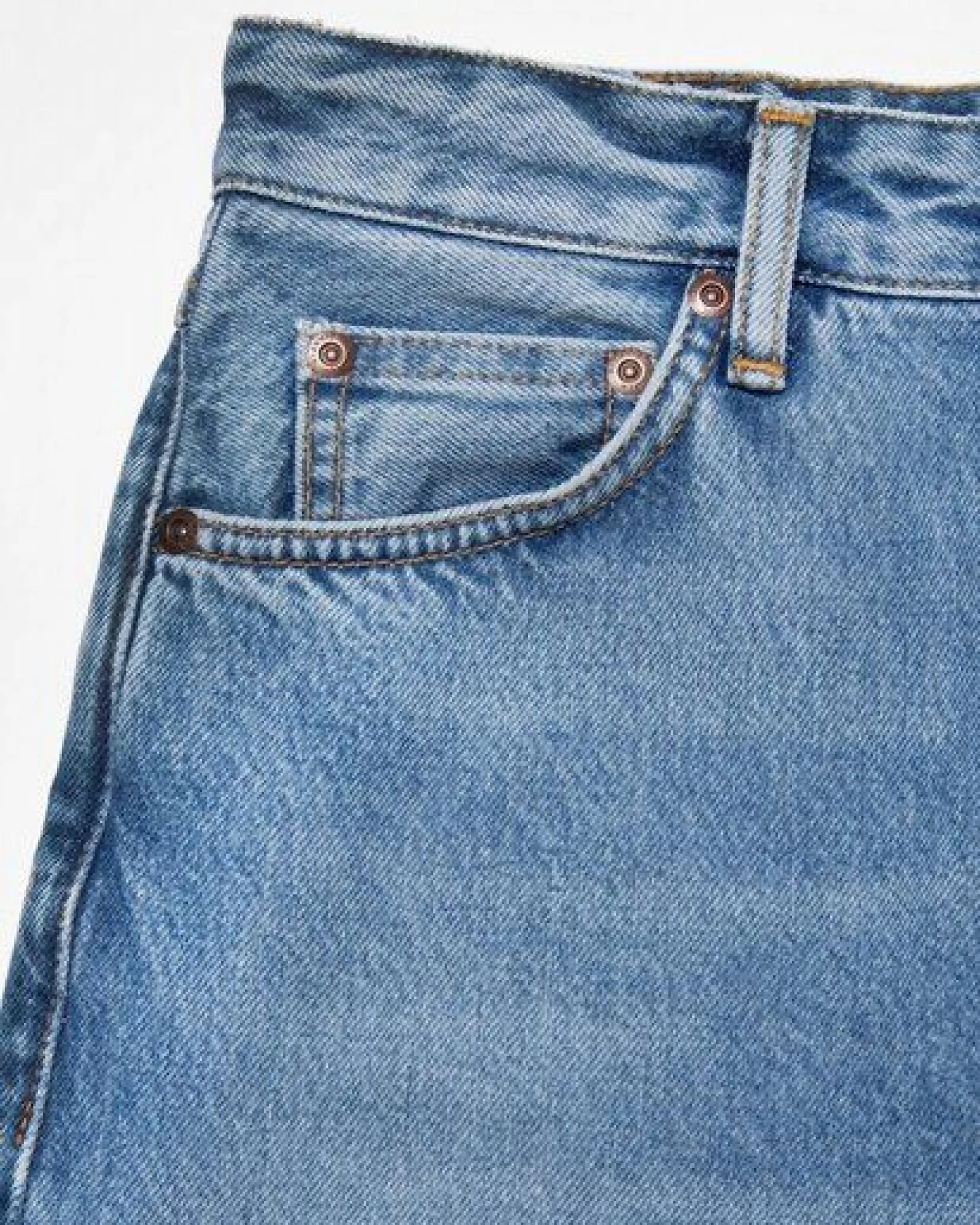 Nudie Jeans Highwaist Jeans - Breezy Britt Blue Rebel - aus Bio-Baumwolle – Ansicht 4