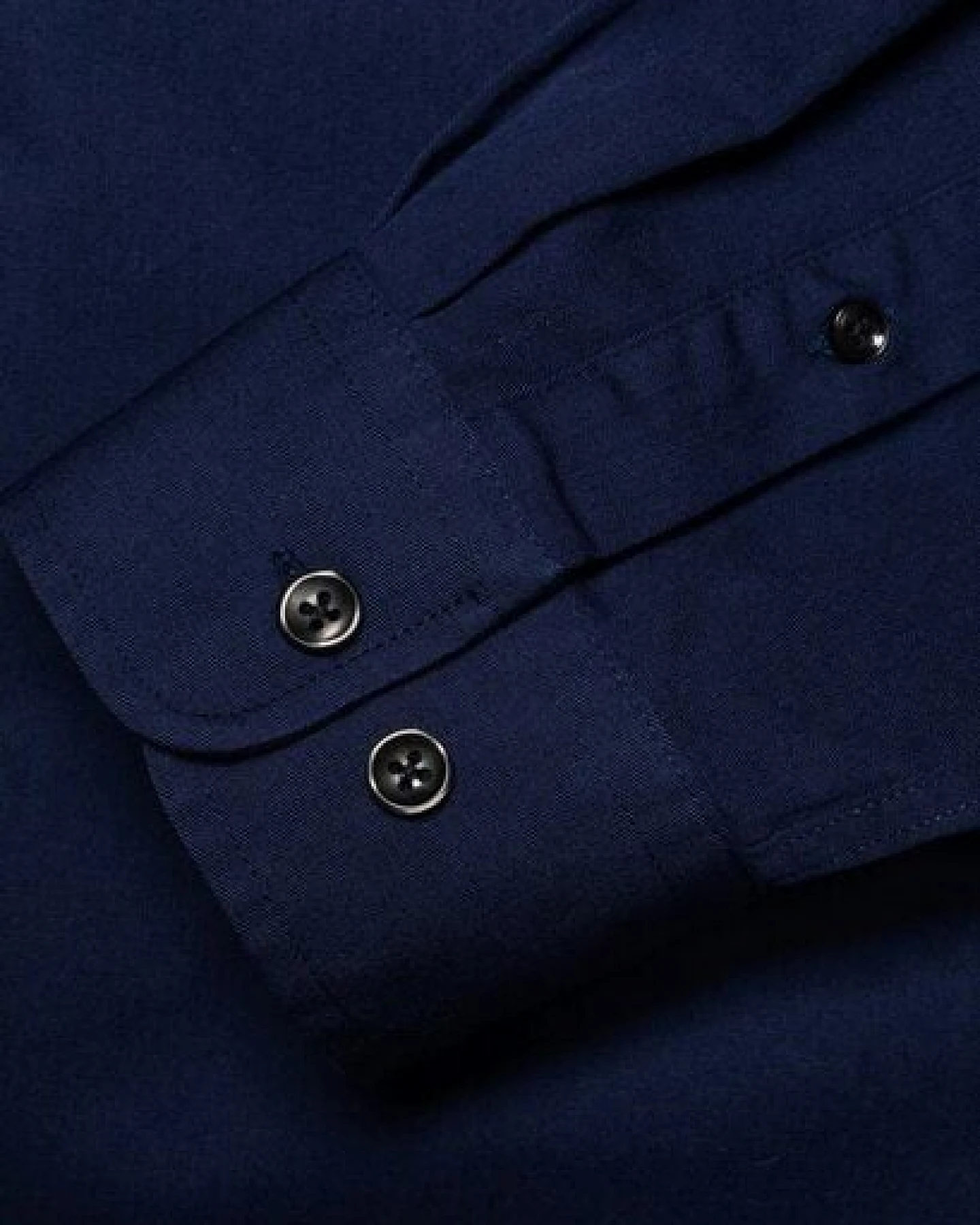 Nudie Jeans Hemd- John Button down Standard Shirt- aus Biobaumwolle – Ansicht 4