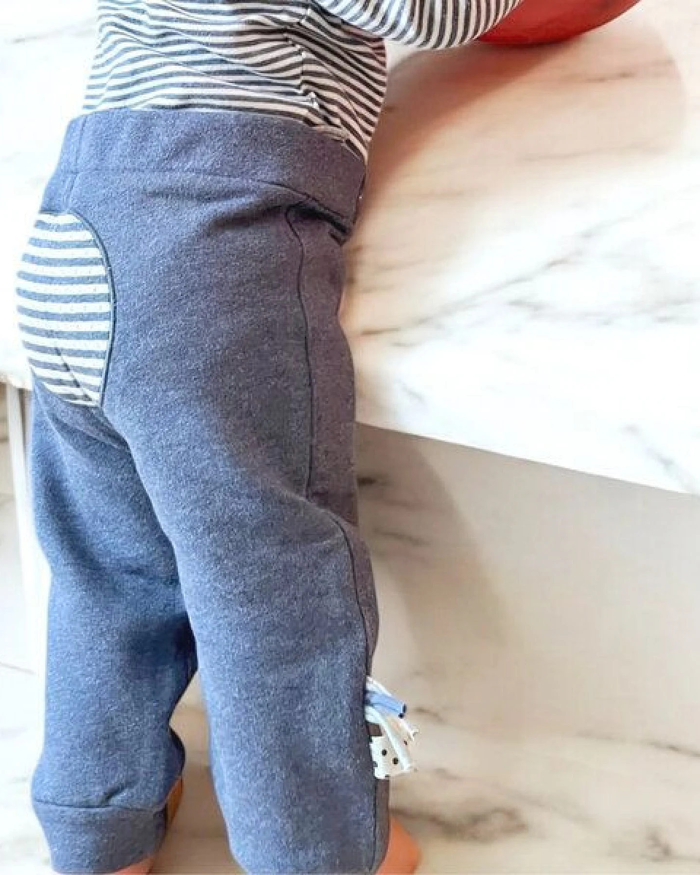 Baby-Sweatpants 'OrganicEra' aus Bio-Baumwolle – Ansicht 2
