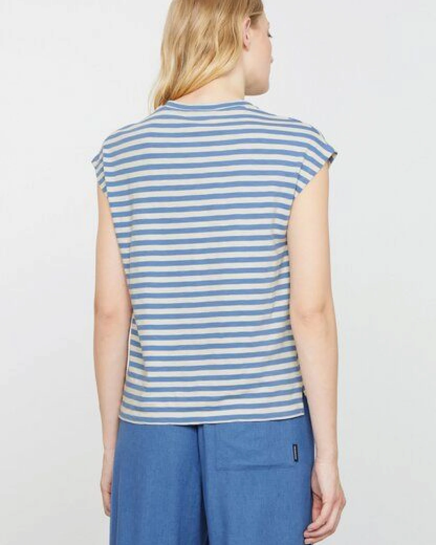 Damen T-Shirt aus Bio-Baumwolle - ZINNIA STRIPES - recolution – Ansicht 3