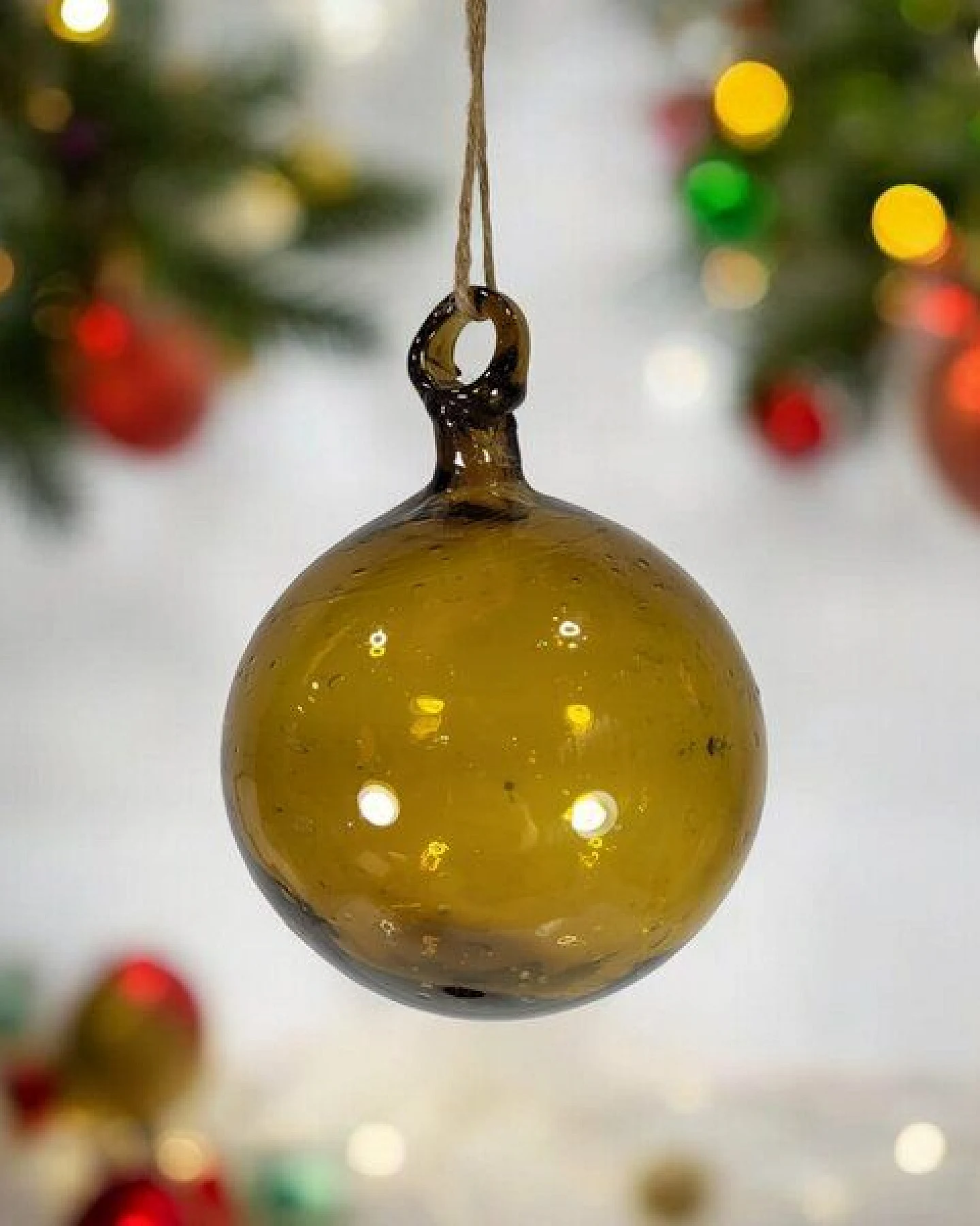 Moogoo Creative Africa Mundgeblasene Weihnachtskugel – Ansicht 2