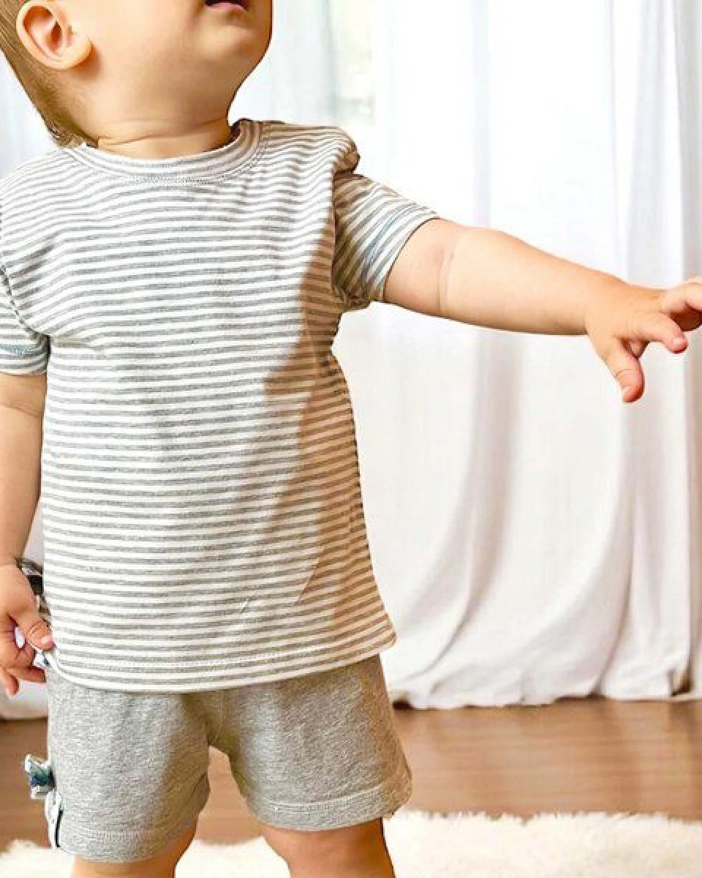 Baby-Shorts 'OrganicEra' aus Bio-Baumwolle – Ansicht 2