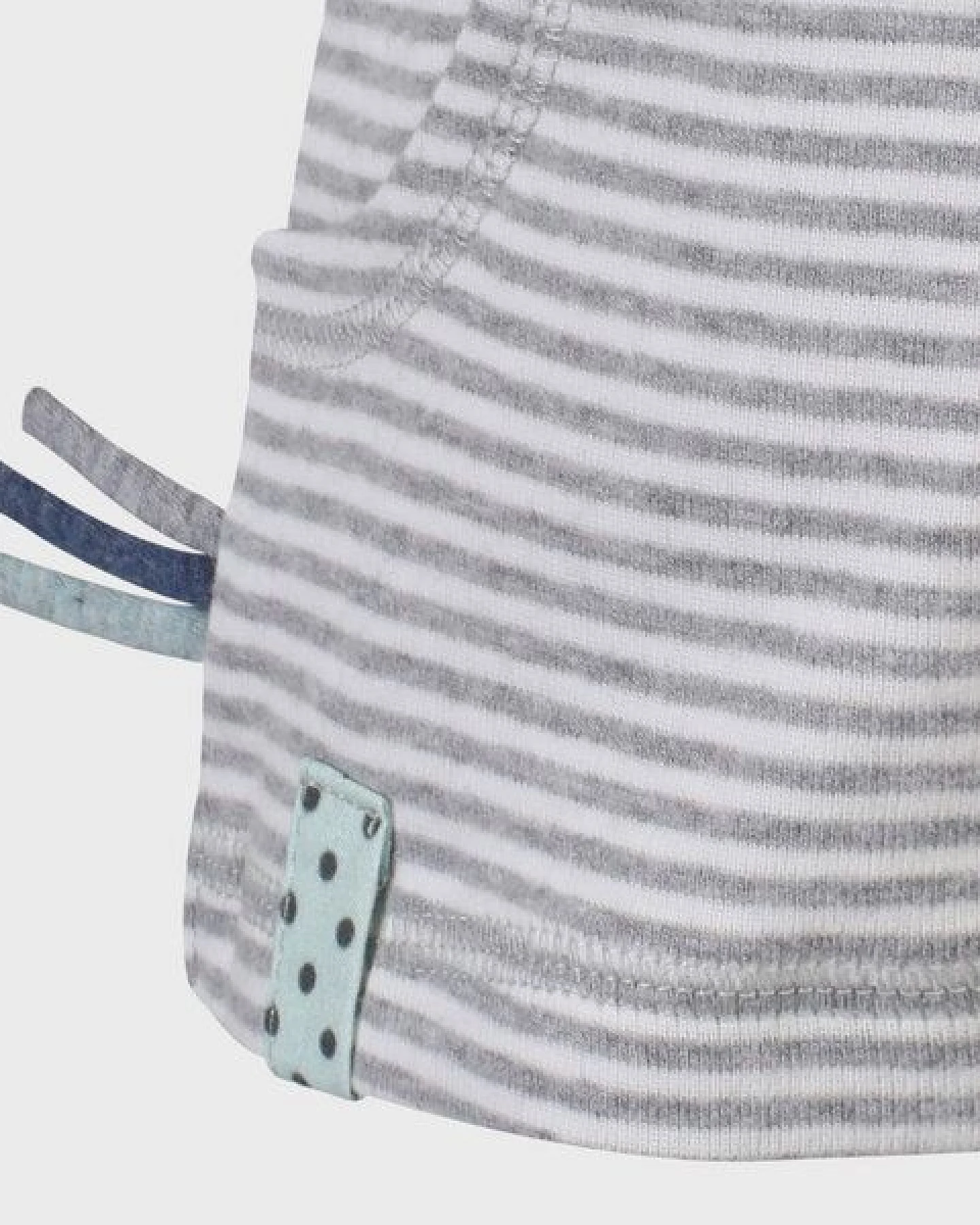 Gestreifte Baby-Shorts 'OrganicEra' aus Bio-Baumwolle – Ansicht 2