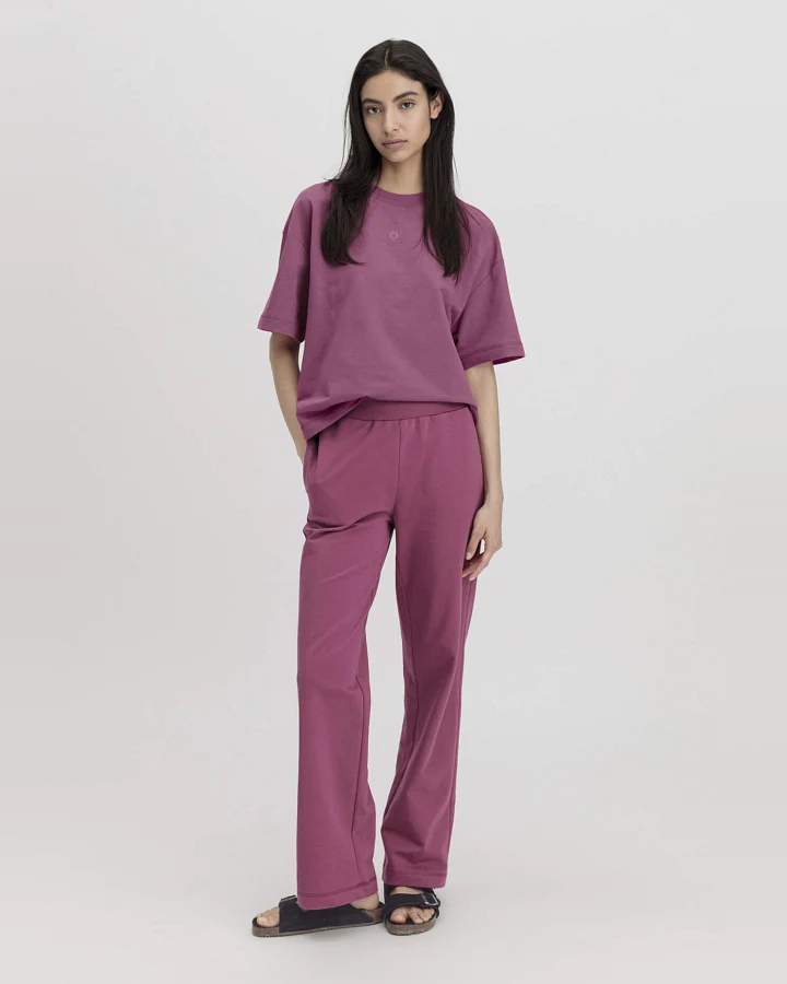 hessnatur Damen Loungehose Relaxed aus Bio-Baumwolle mit Kapok - lila - Größe 36