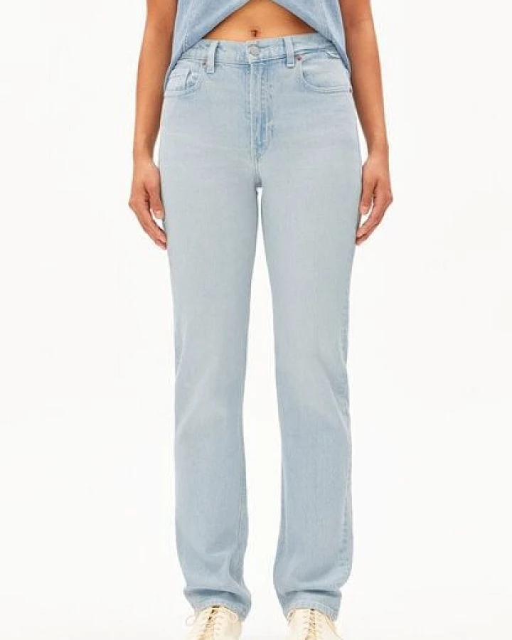 ARMEDANGELS CARENAA Damen Straight Jeans Bio-Baumwoll Mix Comfort Stretch