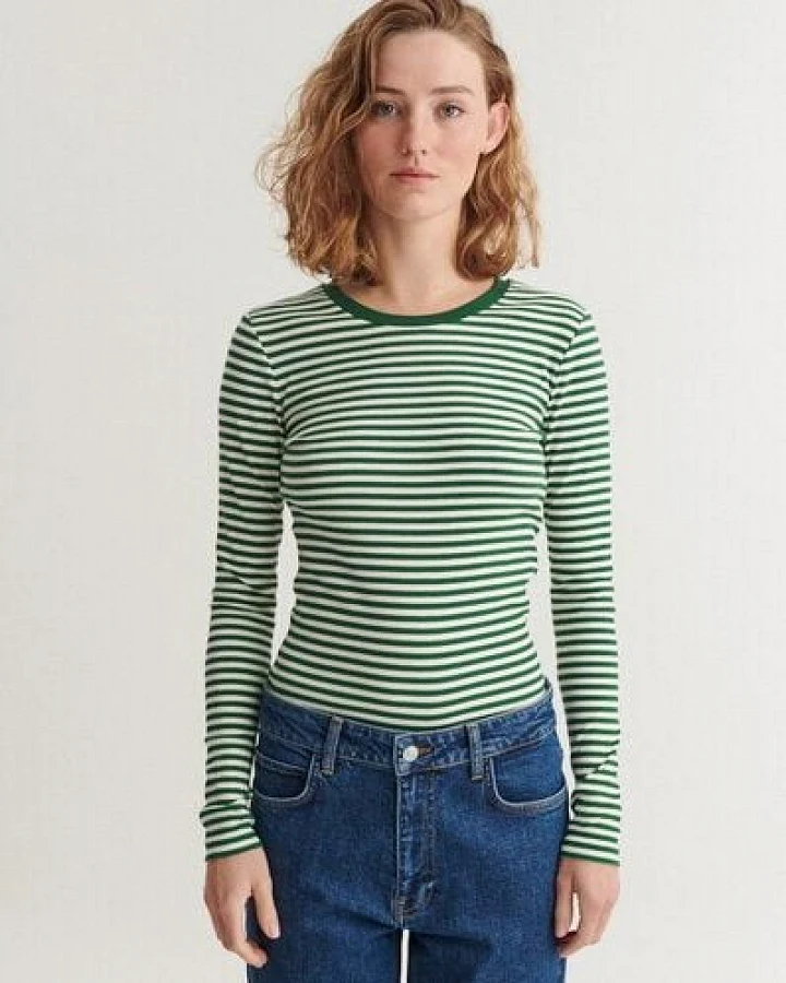 Basic Apparel LUDMILLA Langarmshirt aus Bio-Baumwolle