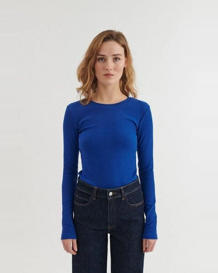 Blau