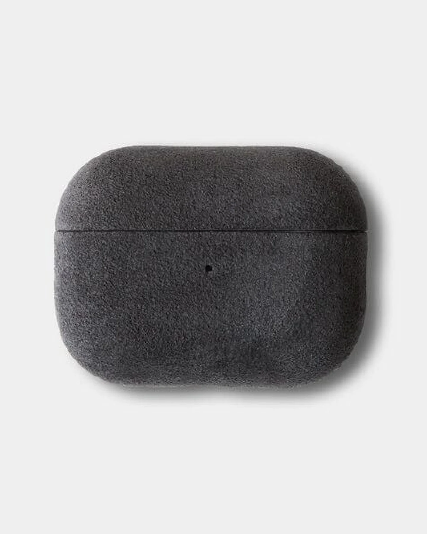 GOOD WILHELM Veganes AirPods Pro 2 Case Airpods 4 Case JACOB aus italienischem Alcantara – Edler Premium-Schutz mit Stil – Ansicht 4