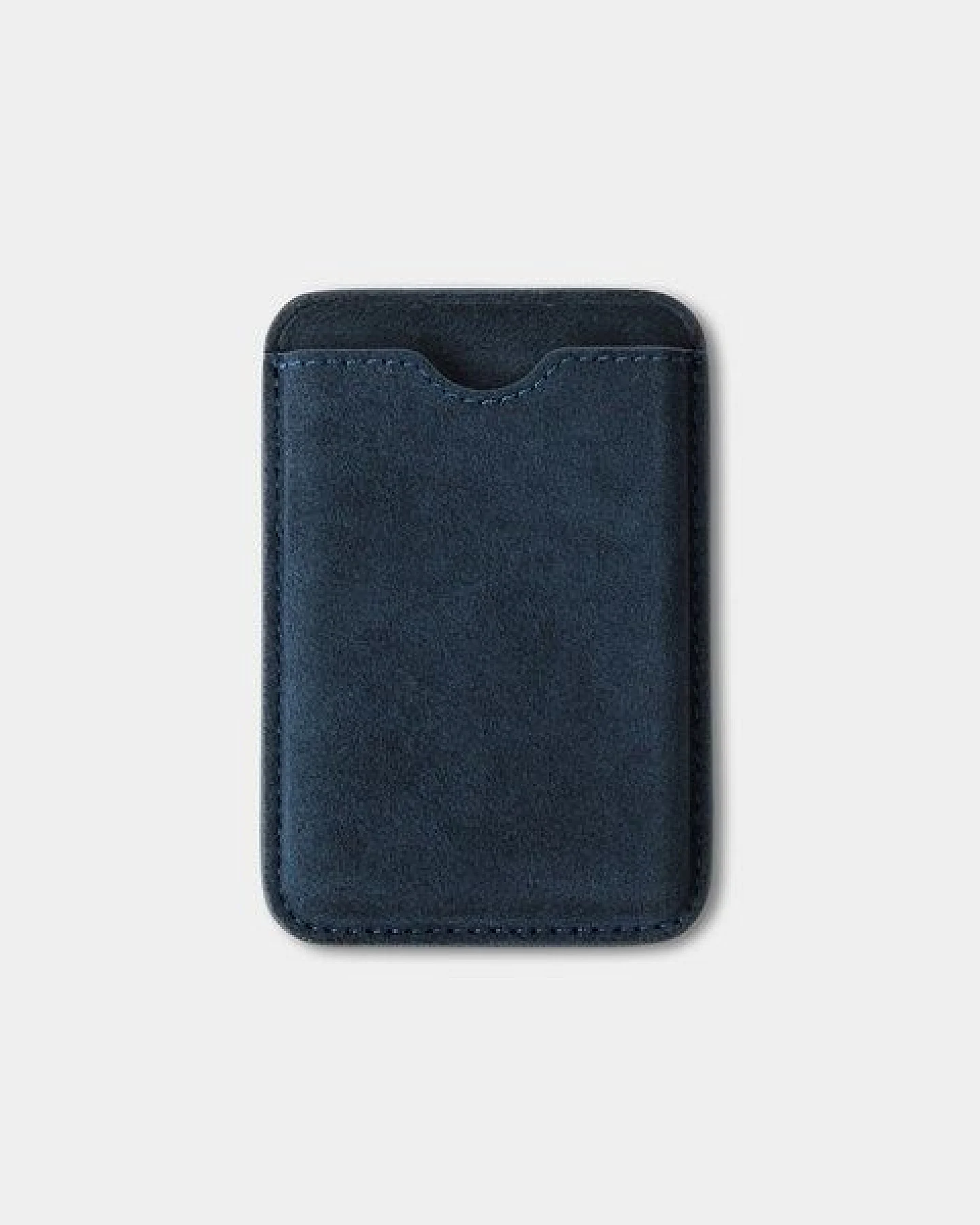 GOOD WILHELM MagSafe Wallet JULIUS aus italienischem Alcantara – Veganer, handgefertigter Luxus – Ansicht 3