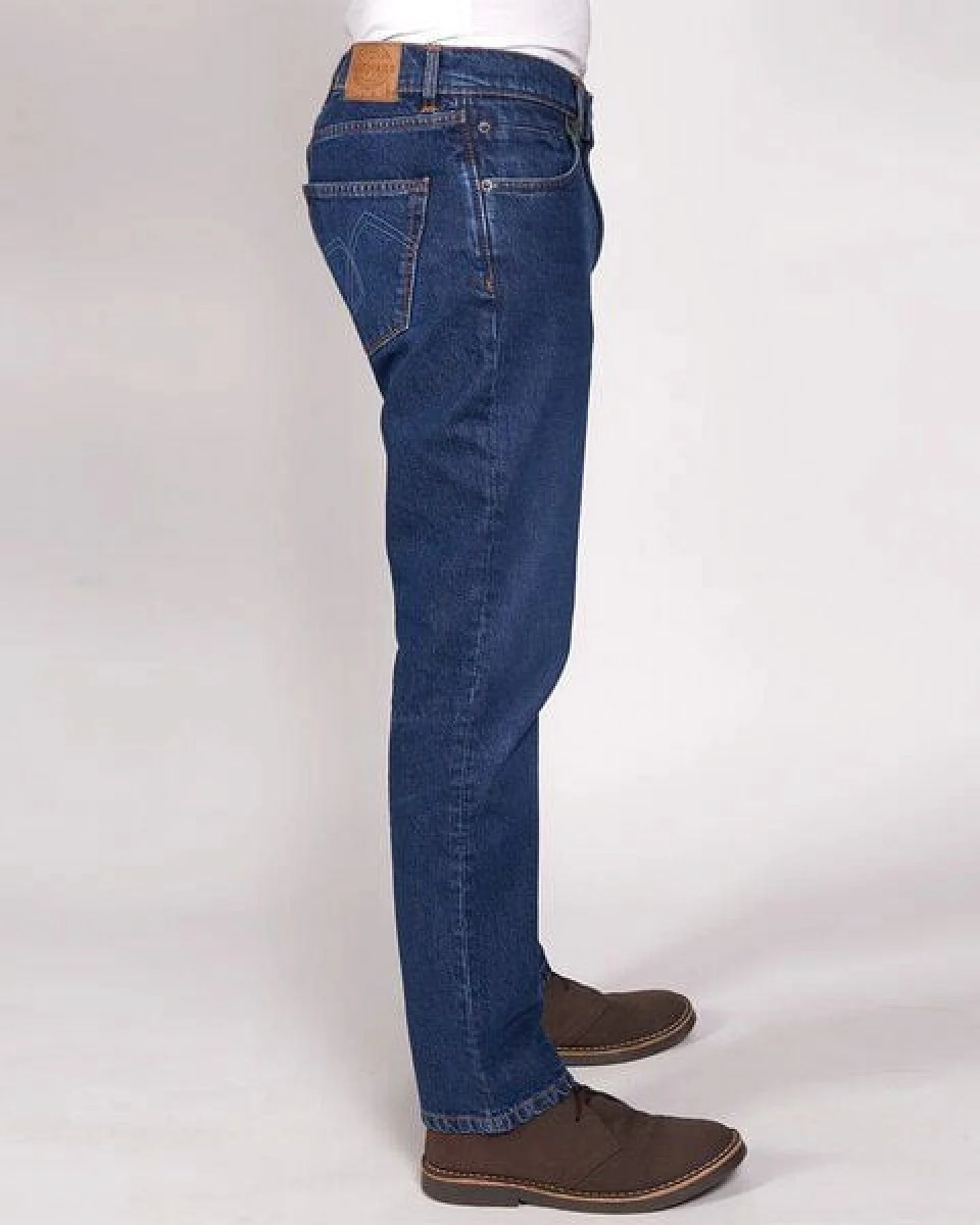 fairjeans REGULAR WAVES 100, mittelblaue Jeans aus 100% Bio-Baumwolle ohne Elasthan – Ansicht 3