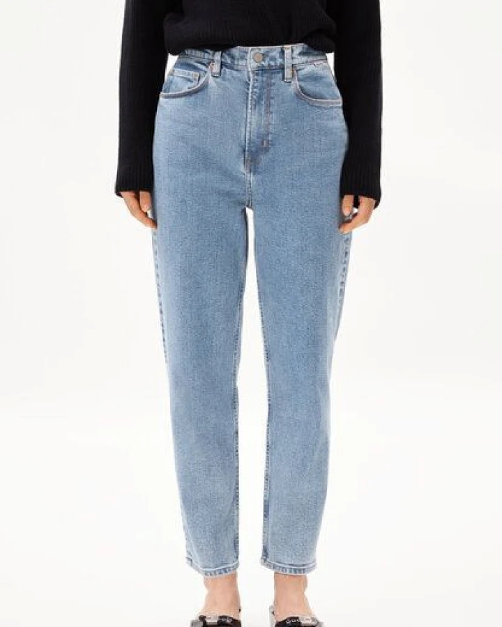 ARMEDANGELS MAIRAA Damen Mom Jeans recycelter Baumwoll Mix Comfort Stretch