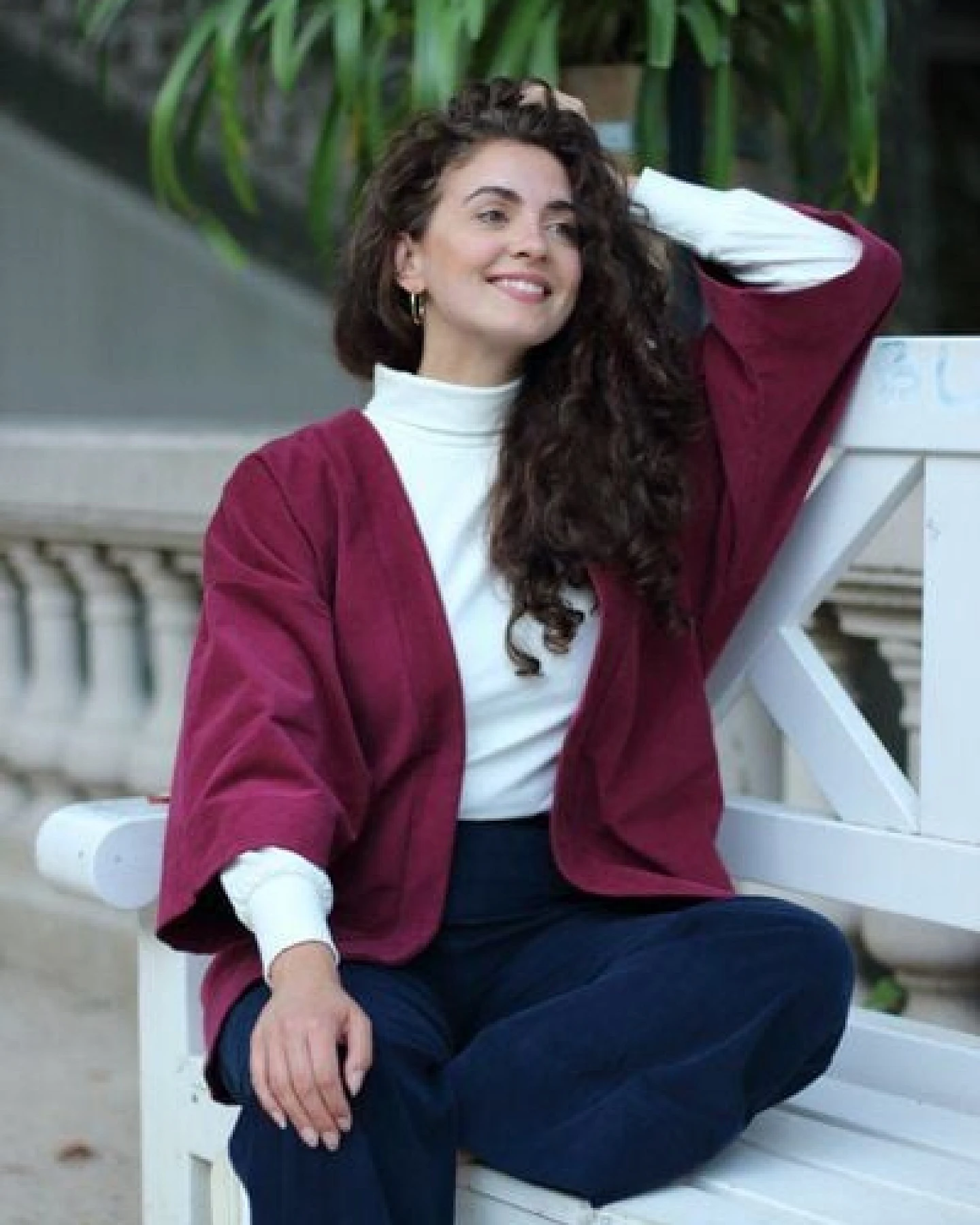 ManduTrap Elegante Kimonojacke aus Biobaumwolle – Cord in Grün, Blau oder Berry mit Gürtel und Taschen – Ansicht 4