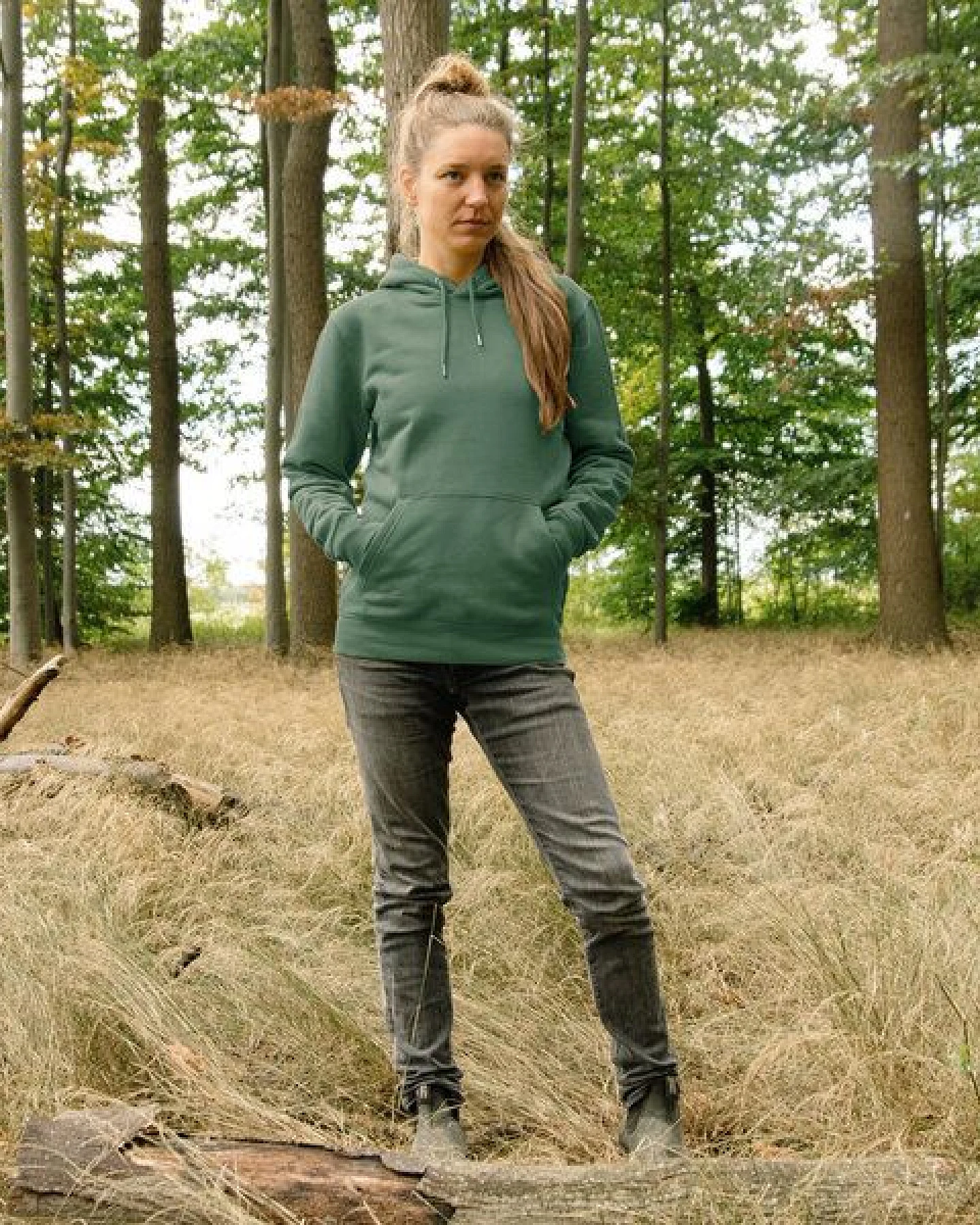 Cmig Unisex Hoodie Erle mit Elster – Ansicht 4