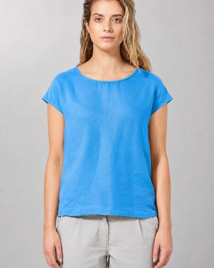 Blau