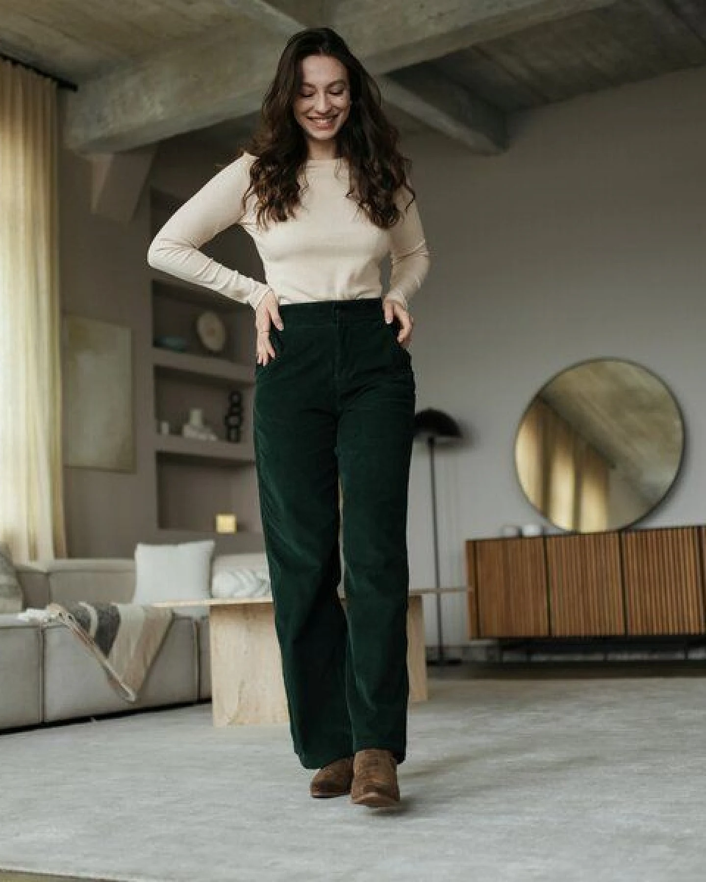 NORDLICHT Cordhose Tonje aus 100% Bio-Baumwolle – Ansicht 2