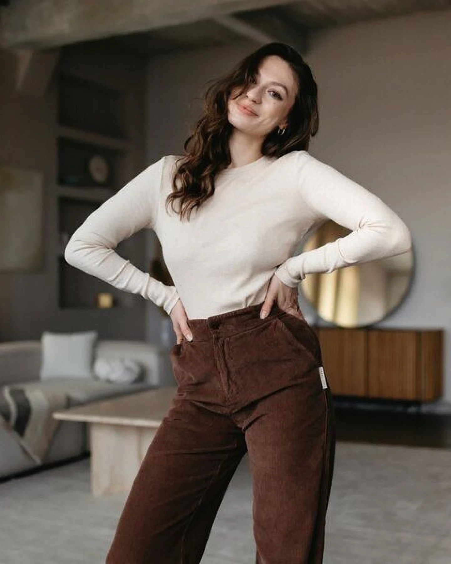 NORDLICHT Cordhose Tonje aus 100% Bio-Baumwolle – Ansicht 2