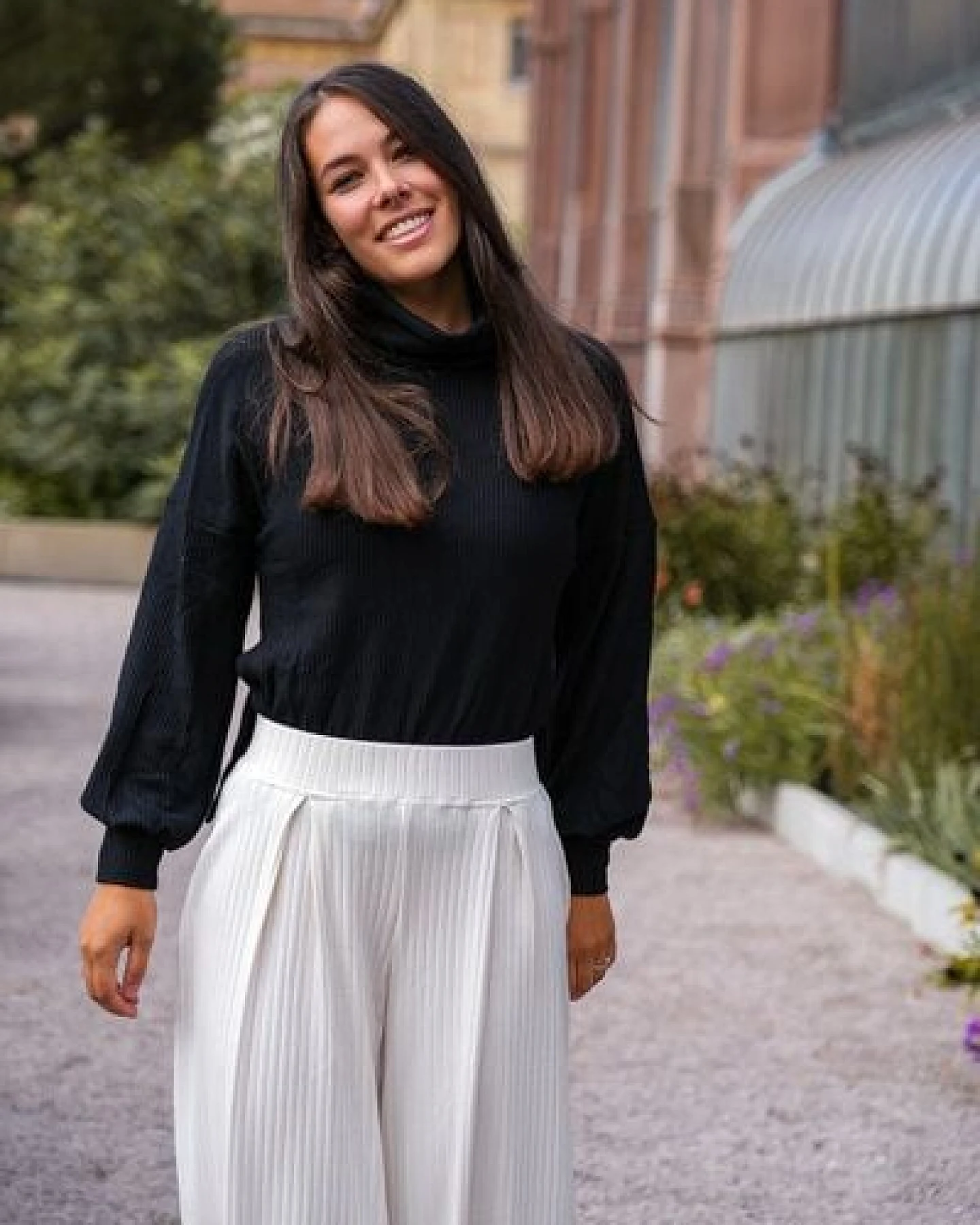 Vivien Joy Schlichter Rollkragenpullover - Aila Basic Pulli – Ansicht 4