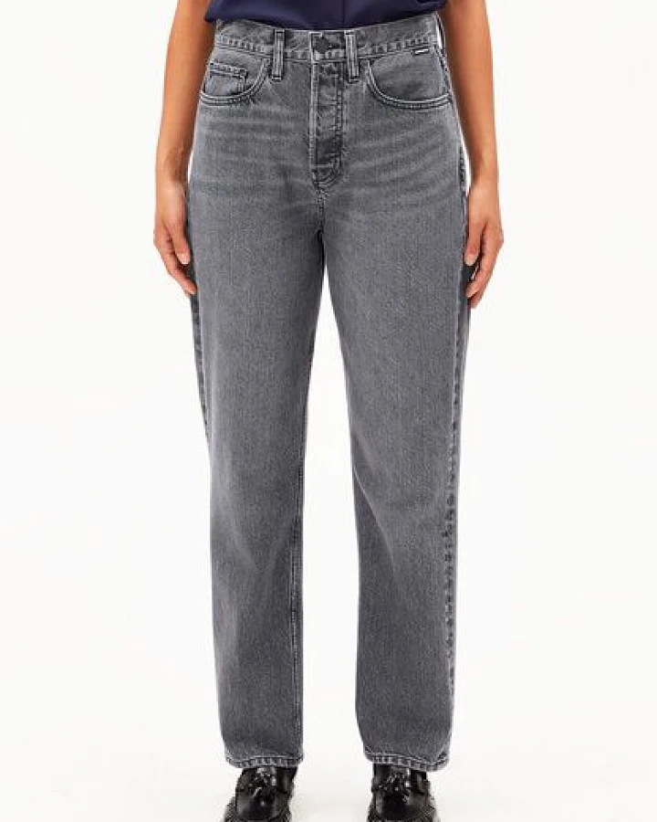 ARMEDANGELS AAIKALA Damen Straight Jeans High Waist recycelte Baumwolle