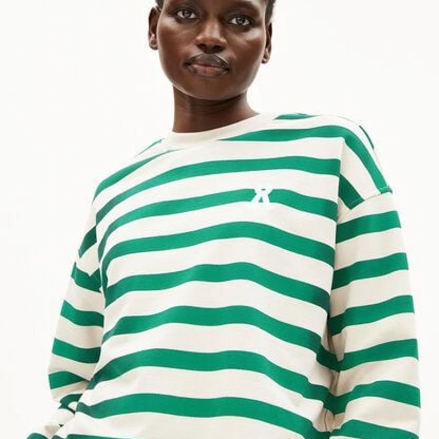 Undyed-Emerald Green