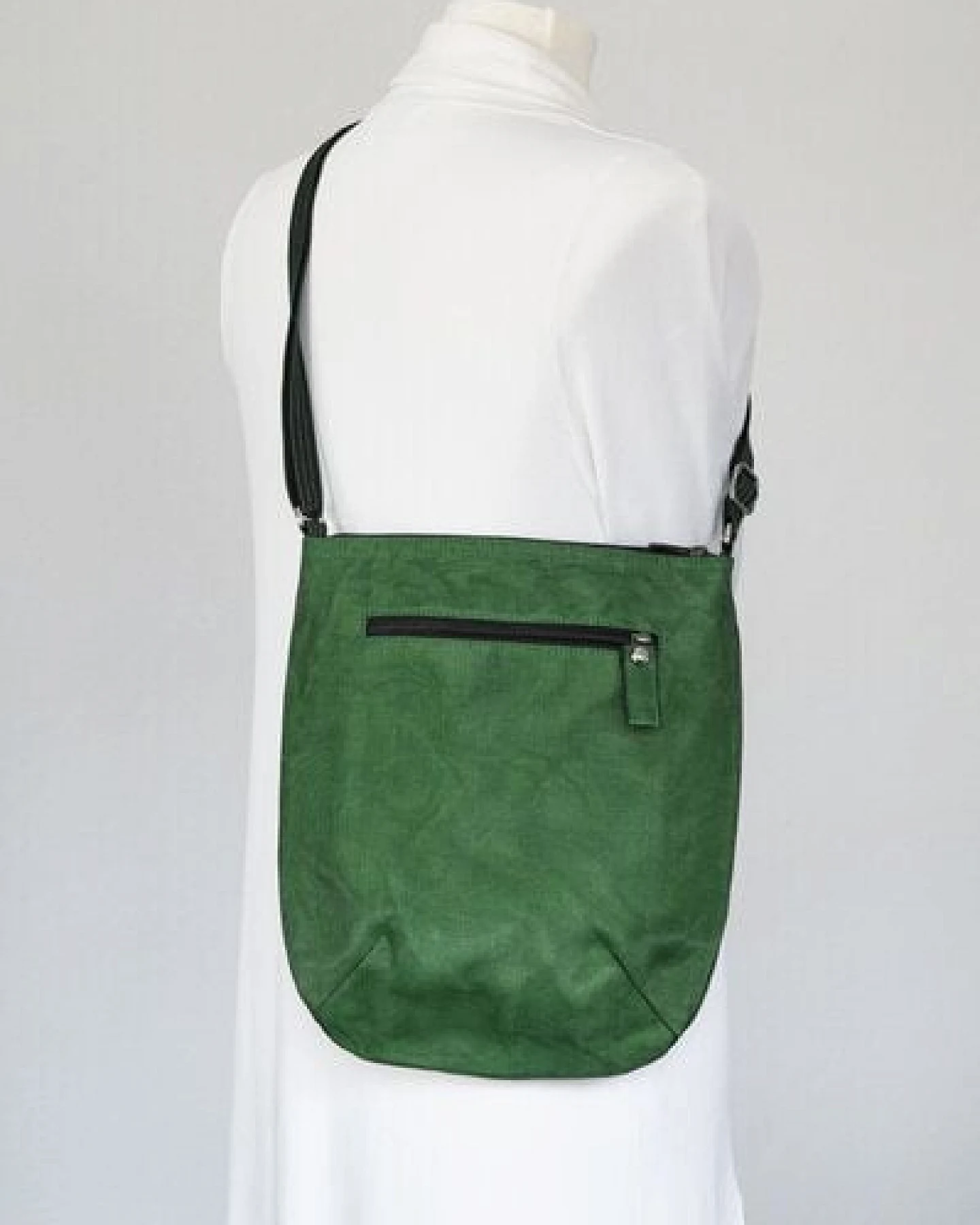Smateria Umhänge-Tasche Pascal M – Ansicht 3