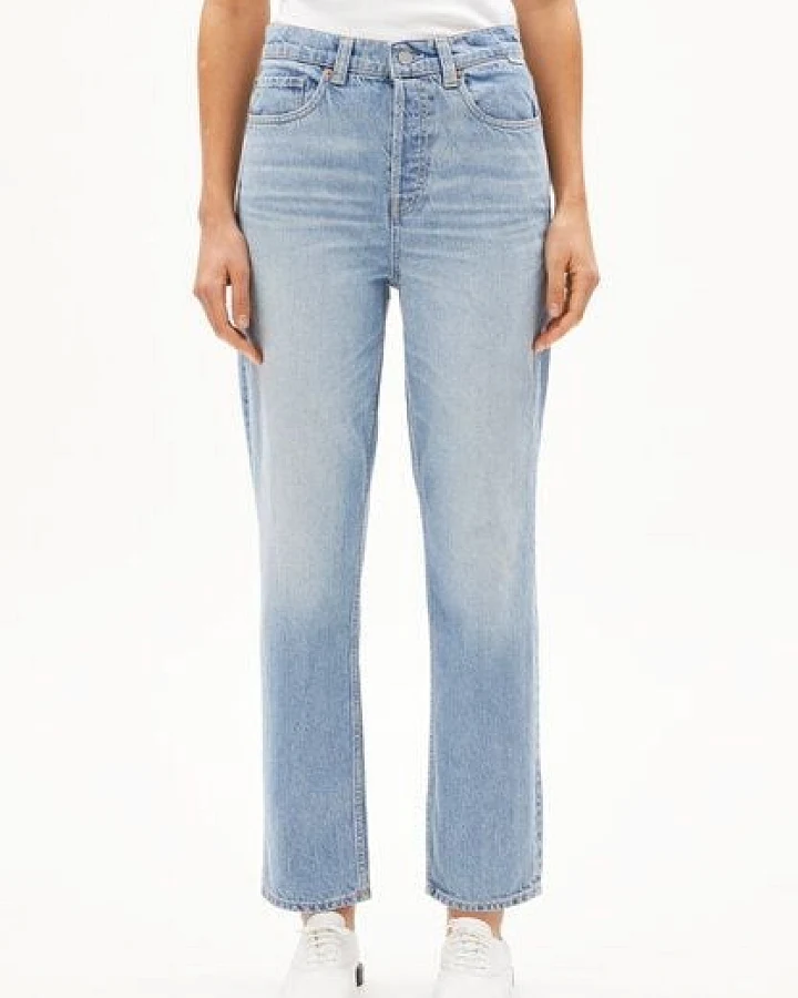 ARMEDANGELS AAIKALA Damen Straight Jeans High Waist recycelte Baumwolle