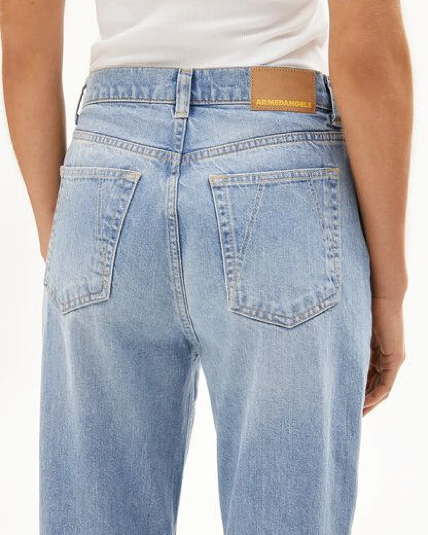 ARMEDANGELS AAIKALA Damen Straight Jeans High Waist aus recycelter Baumwolle – Ansicht 3