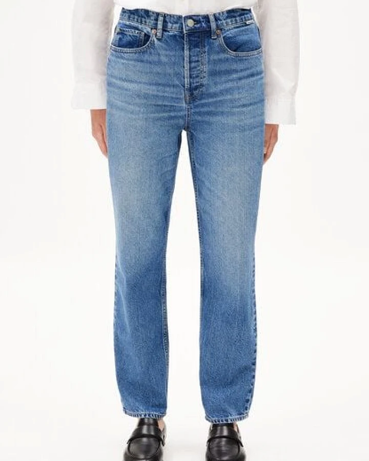ARMEDANGELS AAIKALA Damen Straight Jeans High Waist aus recycelter Baumwolle