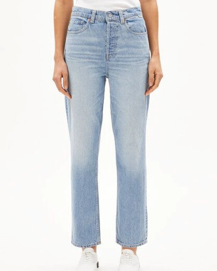 ARMEDANGELS AAIKALA Damen Straight Jeans High Waist recycelte Baumwolle