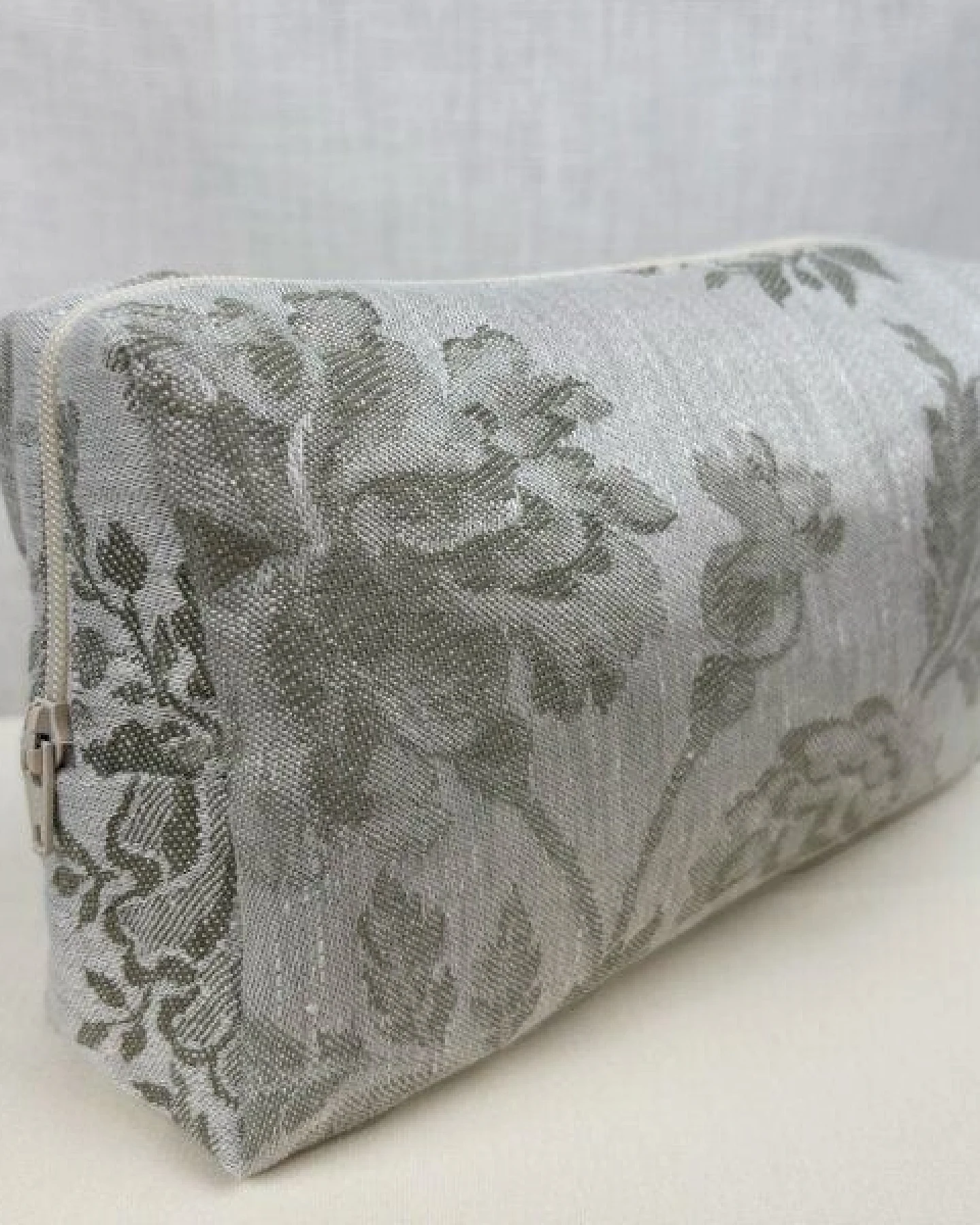 NOE Kosmetiktasche CHRYSANTHEME – Ansicht 3