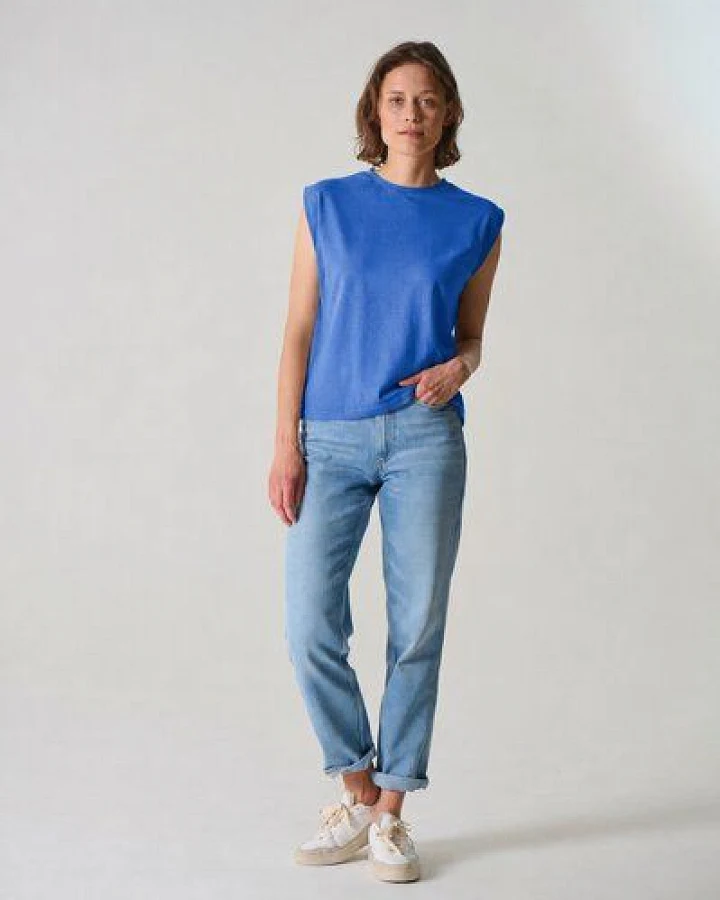 Blau