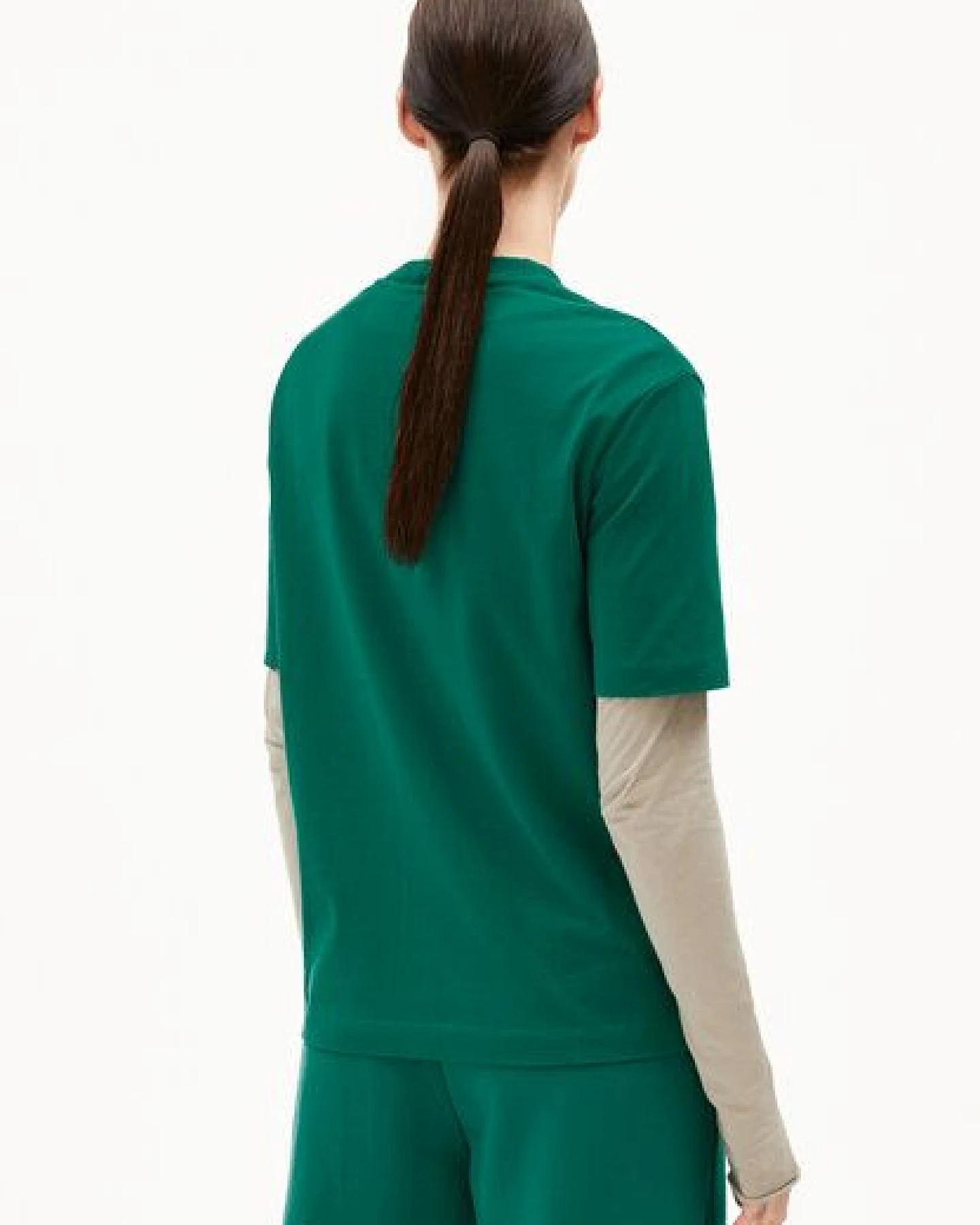 ARMEDANGELS ICONIC Å TARJAA Damen Heavyweight T-Shirt aus recyceltem Baumwoll Mix – Ansicht 2