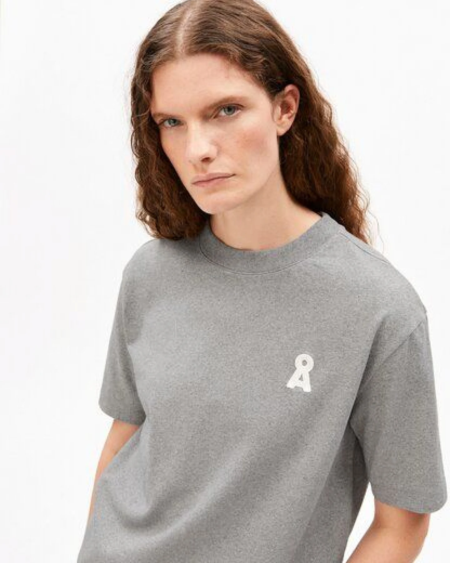 ARMEDANGELS ICONIC Å TARJAA Damen Heavyweight T-Shirt aus recyceltem Baumwoll Mix – Ansicht 3