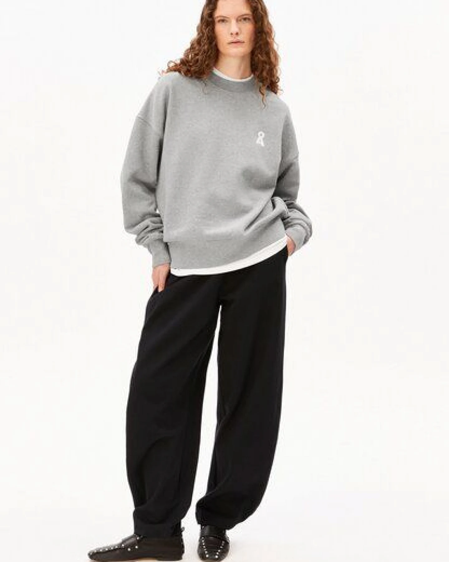 ARMEDANGELS ICONIC Å ALIZAA Damen Sweatshirt aus Bio-Baumwolle – Ansicht 4