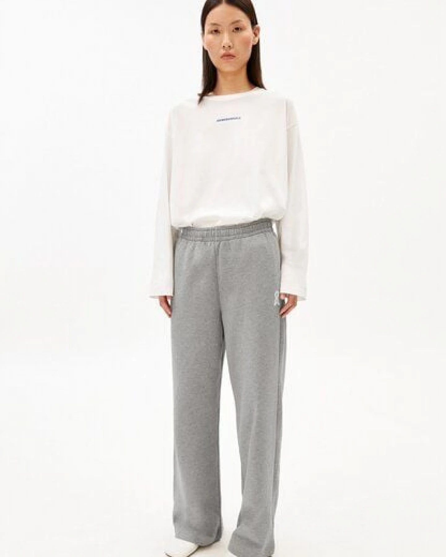 ARMEDANGELS ICONIC Å IVAARA Damen Sweathose aus Bio-Baumwolle – Ansicht 4