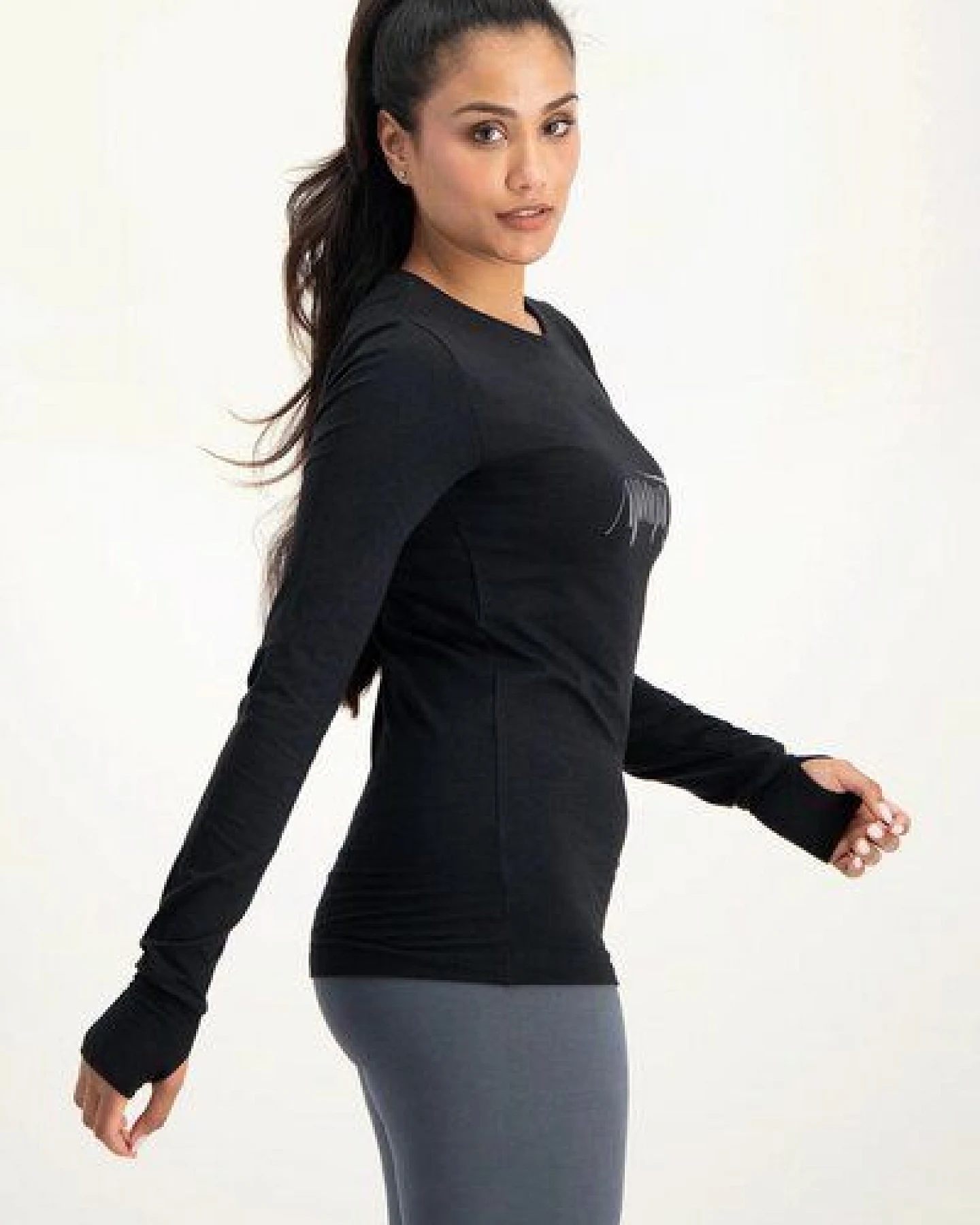 Urban Goddess Namaste Core Yoga-Longsleeve – Ansicht 2