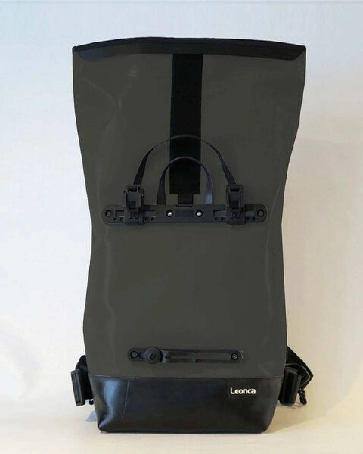 Leonca Upcycling Fahrradrucksack aus LKW-Plane in 11 Farben – Ansicht 4
