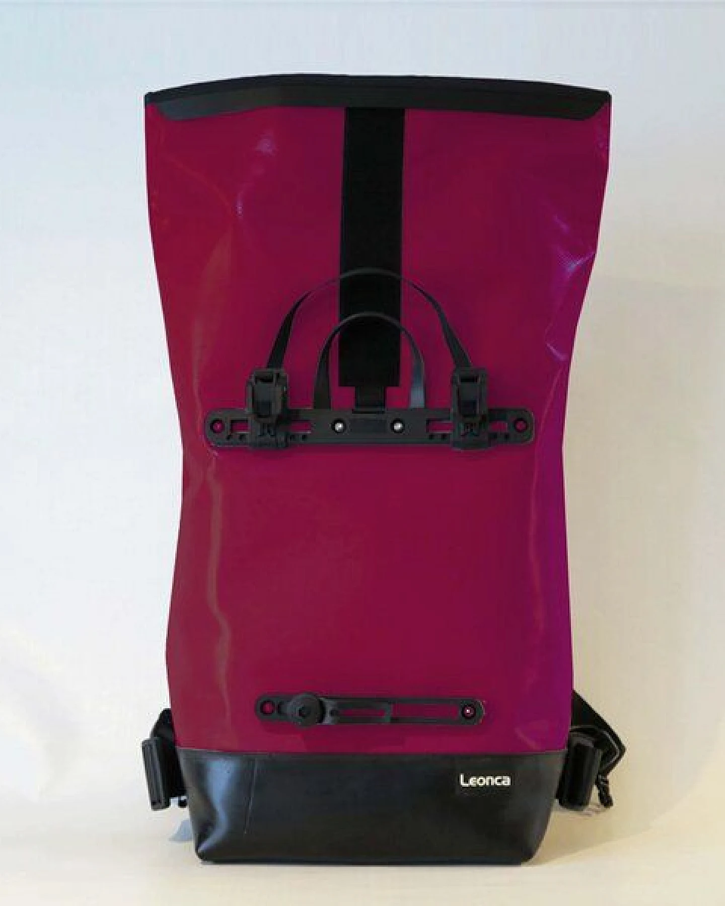 Leonca Upcycling Fahrradrucksack aus LKW-Plane in 11 Farben – Ansicht 4