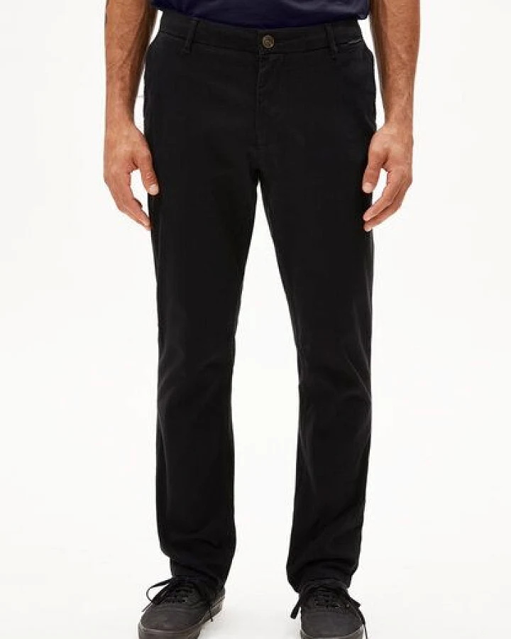 Schwarz