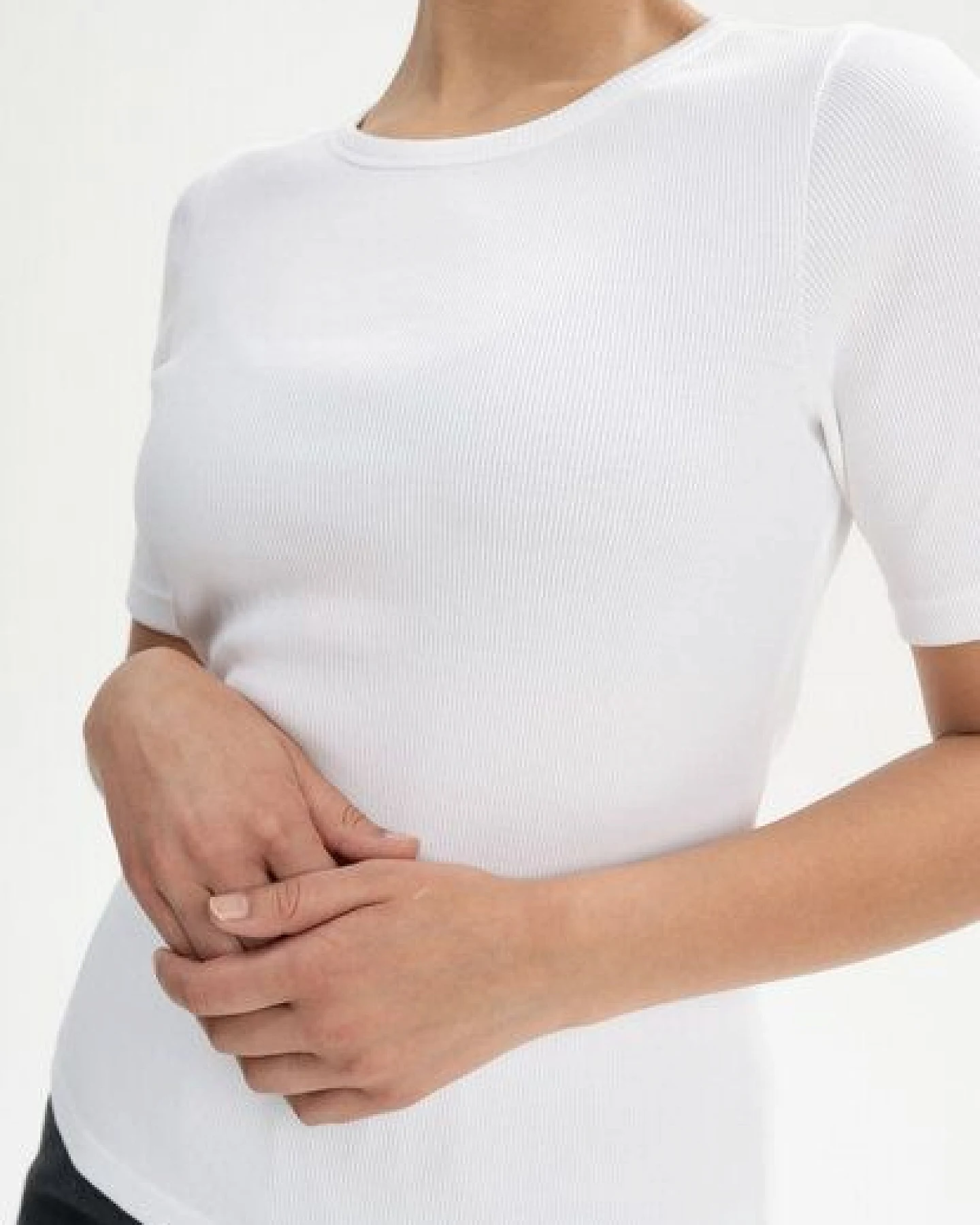 MELA Ripp T-Shirt Style JASLEEN aus 100% Bio-Baumwolle – Ansicht 4