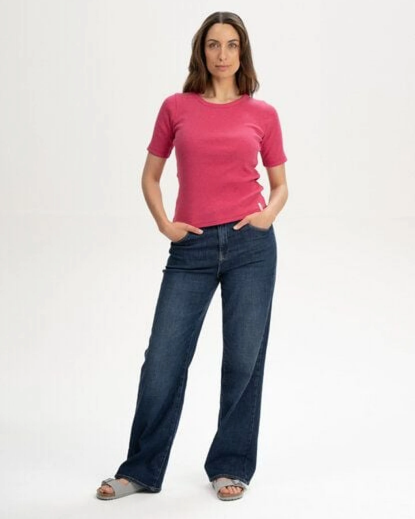 MELA Ripp T-Shirt Style JASLEEN aus 100% Bio-Baumwolle – Ansicht 3