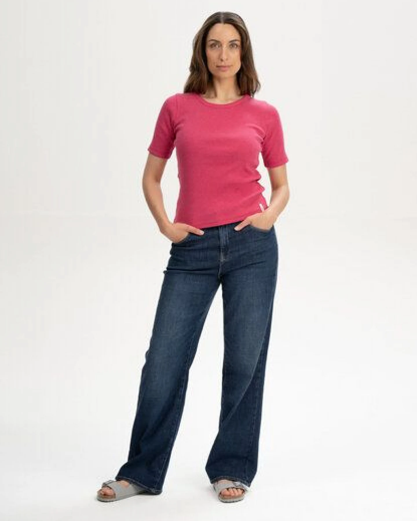 MELA Ripp T-Shirt Style JASLEEN aus 100% Bio-Baumwolle – Ansicht 3
