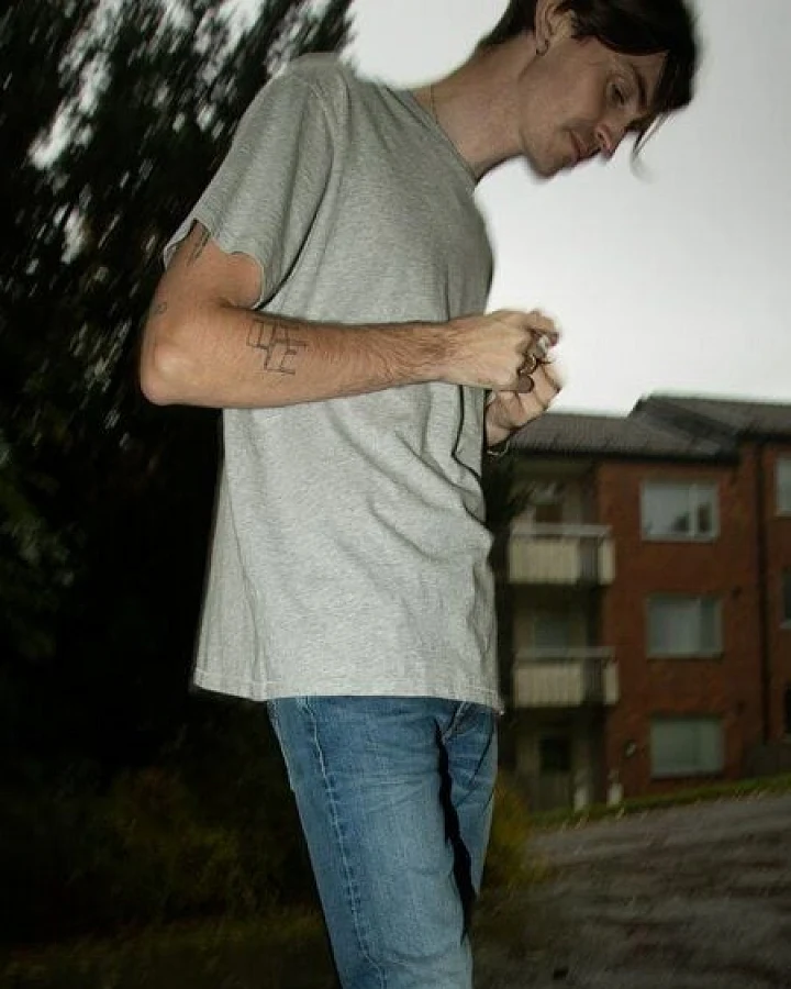 Nudie Jeans Herren T-Shirt aus Biobaumwolle "Roffe Melange"