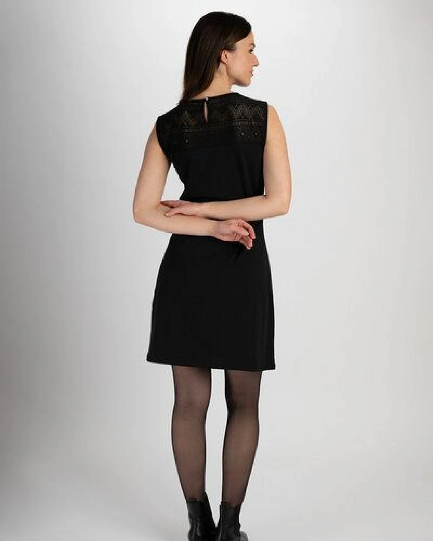 TRANQUILLO Kurzes Kleid mit Spitzendetails (S25X46) – Ansicht 2
