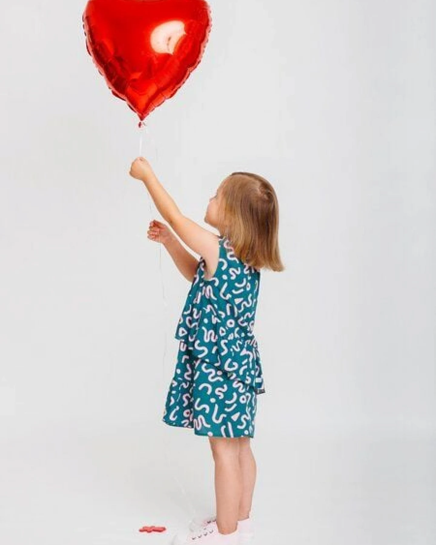 Babbily Luftiges Boho Bloom Kleid aus Ecovero – Ansicht 3